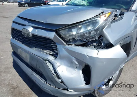 2019 Toyota Rav4 Xle z USA, uszkodzony, nr VIN 2T3P1RFV5KW053732